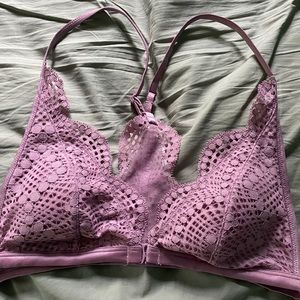 VICTORIA’S SECRET LILAC LACY BRALETTE